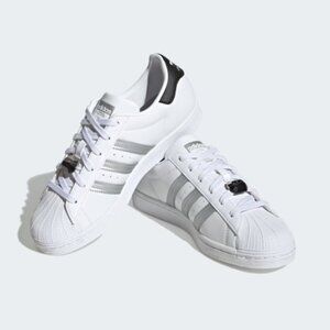 Adidas Originals Women's White Silver Superstar Fashion Sneakers Shoes